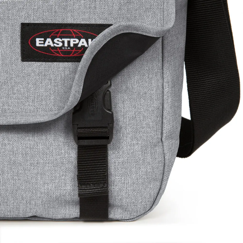 Eastpak Delegate Plus Umhängetasche