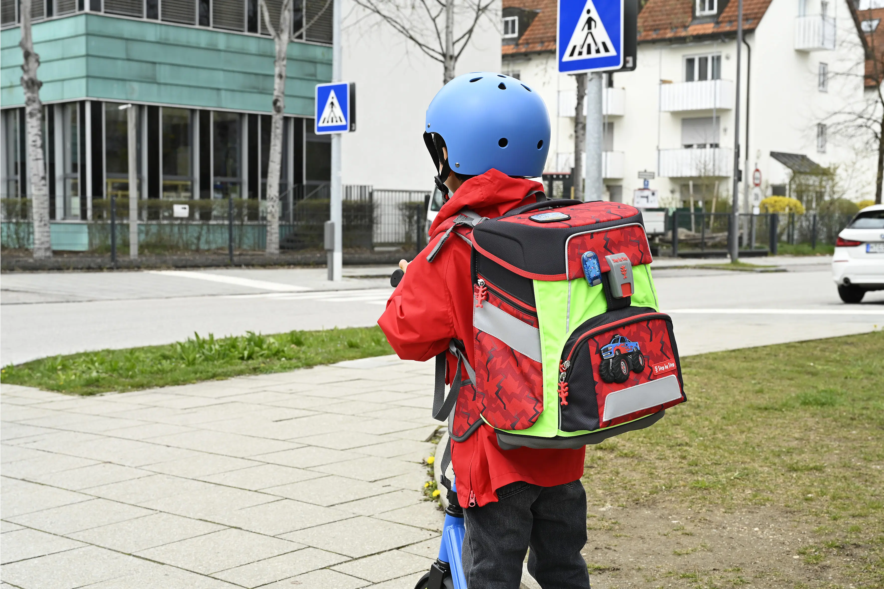 Helme, Auto, Person, Tasche, Rucksack